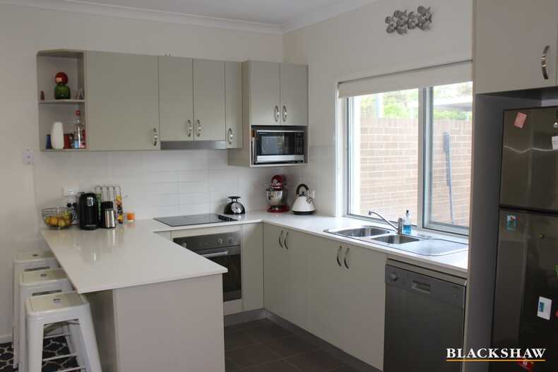 3/161 Uriarra Road Queanbeyan