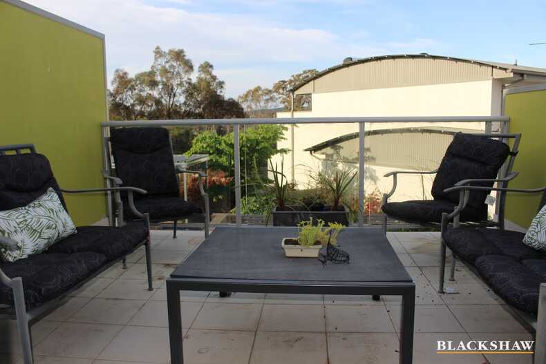 3/161 Uriarra Road Queanbeyan