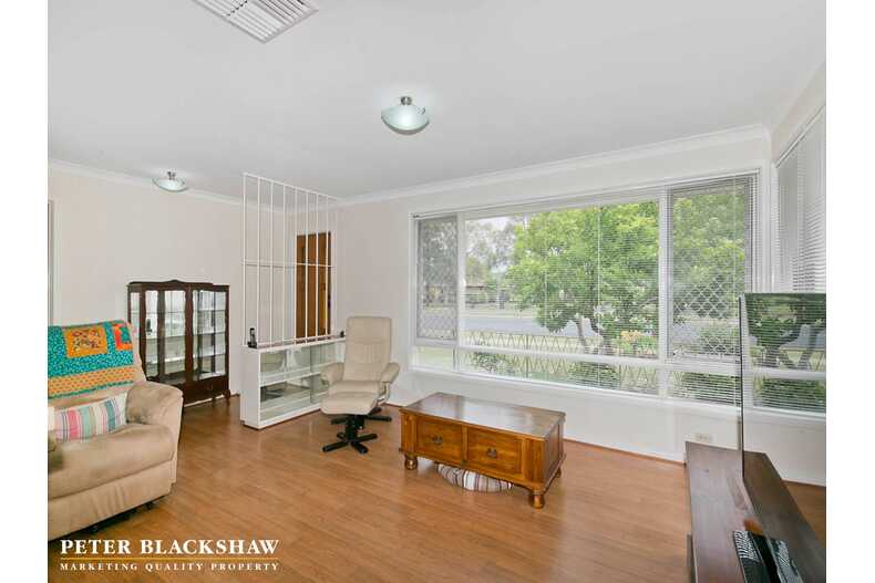 94 Phillip Avenue Downer