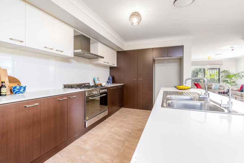 41 Lindsay Pryor Street Wright 41 Lindsay Pryor Street Wright