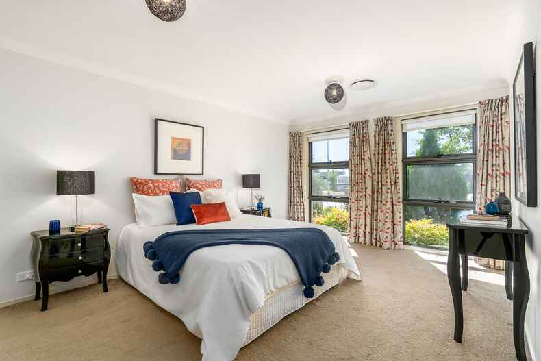 41 Lindsay Pryor Street Wright 41 Lindsay Pryor Street Wright