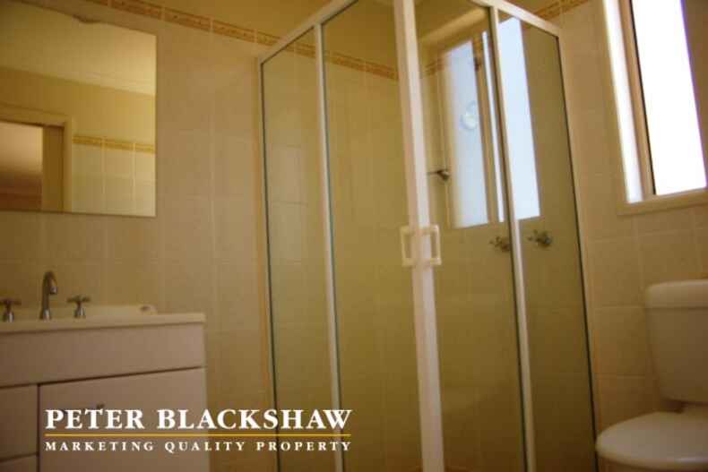 7/27 Paperbark Street Banks