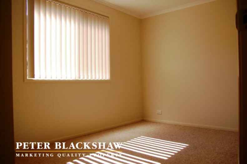 7/27 Paperbark Street Banks