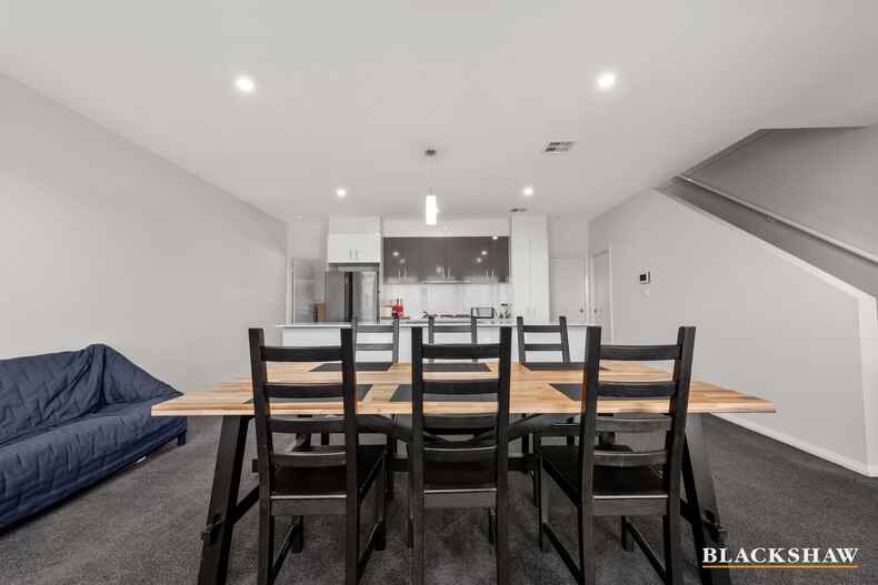 32 Chanter Terrace Coombs 32 Chanter Terrace Coombs