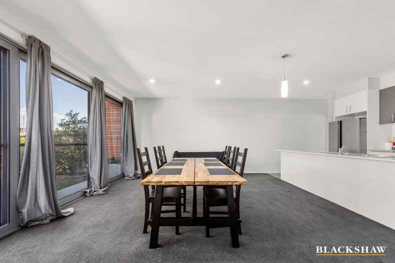 32 Chanter Terrace Coombs 32 Chanter Terrace Coombs