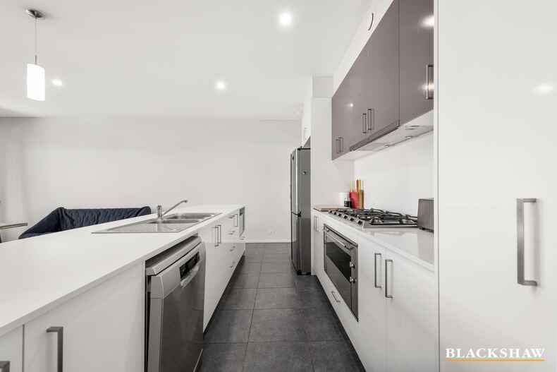 32 Chanter Terrace Coombs 32 Chanter Terrace Coombs