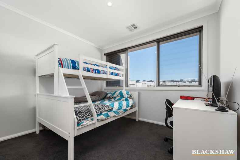 32 Chanter Terrace Coombs 32 Chanter Terrace Coombs