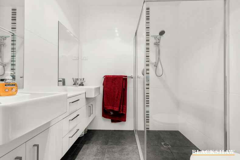 32 Chanter Terrace Coombs 32 Chanter Terrace Coombs