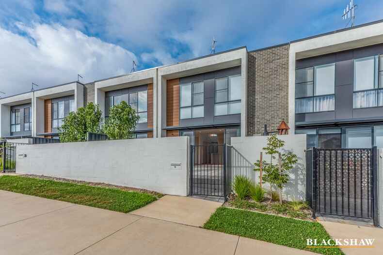 36 Bernard Heinze Avenue Moncrieff 36 Bernard Heinze Avenue Moncrieff