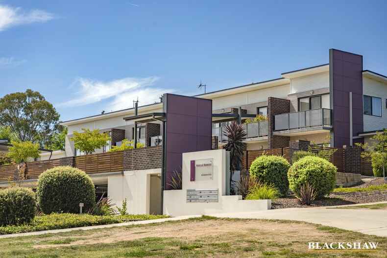 16/86 Mawson Drive Mawson