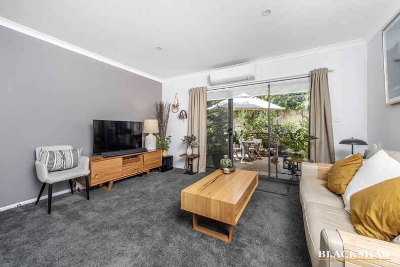 16/86 Mawson Drive Mawson