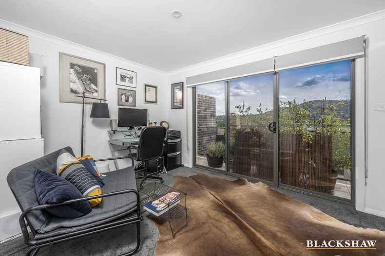 16/86 Mawson Drive Mawson