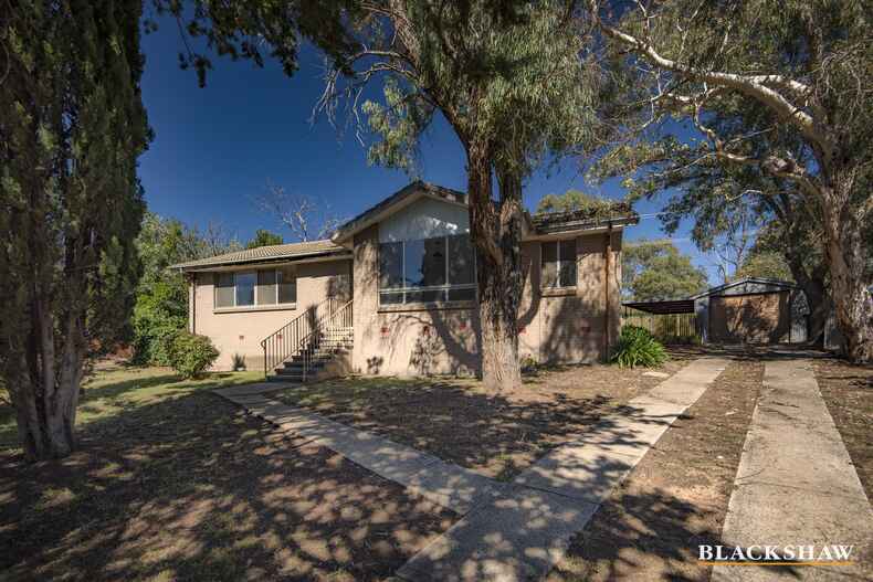 17 Clisby Close Cook 17 Clisby Close Cook