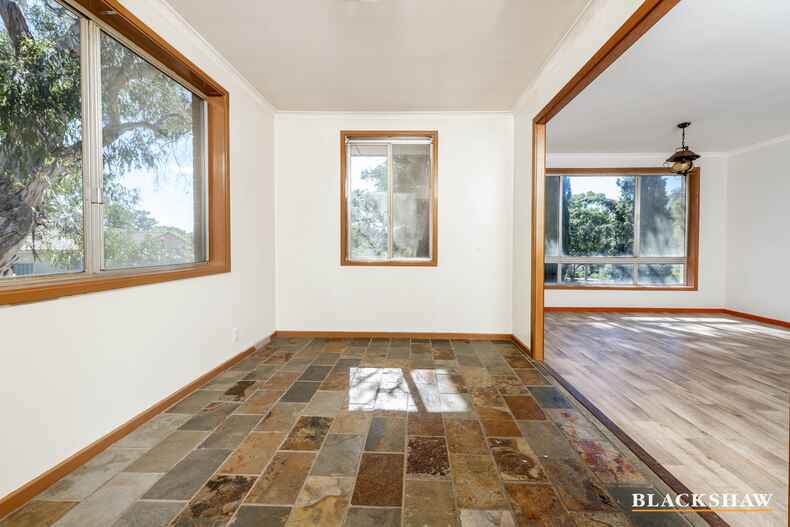 17 Clisby Close Cook 17 Clisby Close Cook