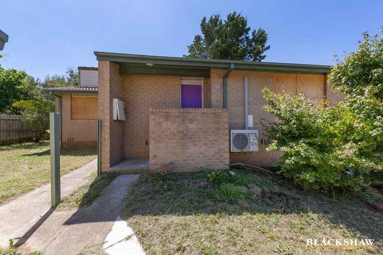 32 Noakes Court Charnwood 32 Noakes Court Charnwood