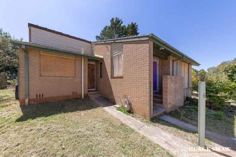 32 Noakes Court Charnwood 32 Noakes Court Charnwood