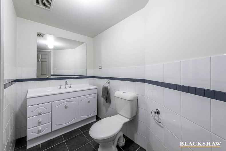 11/45 Leahy Close Narrabundah 11/45 Leahy Close Narrabundah