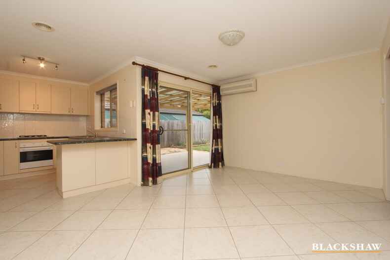 18 Bondfield Street Gungahlin 18 Bondfield Street Gungahlin