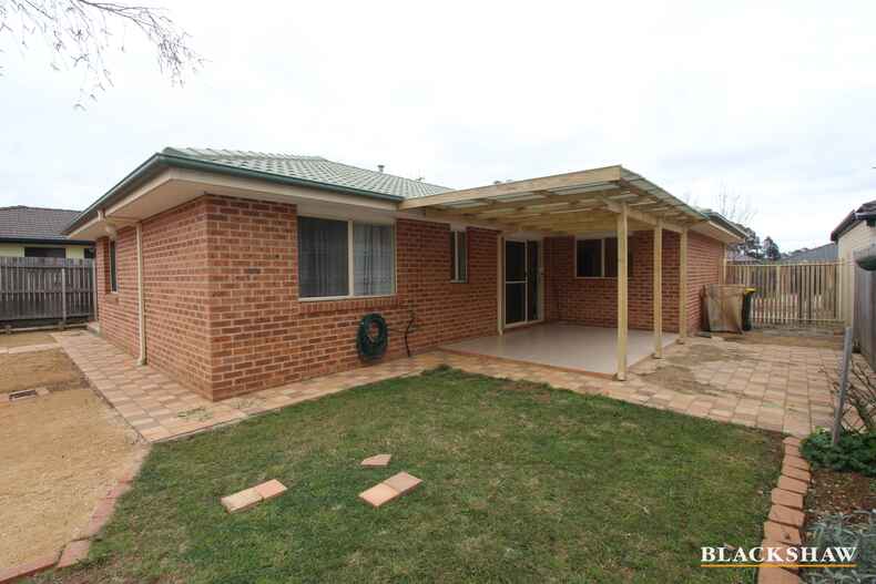 18 Bondfield Street Gungahlin 18 Bondfield Street Gungahlin
