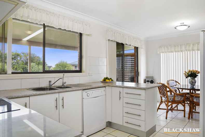 44 Derribong Avenue Catalina 44 Derribong Avenue Catalina