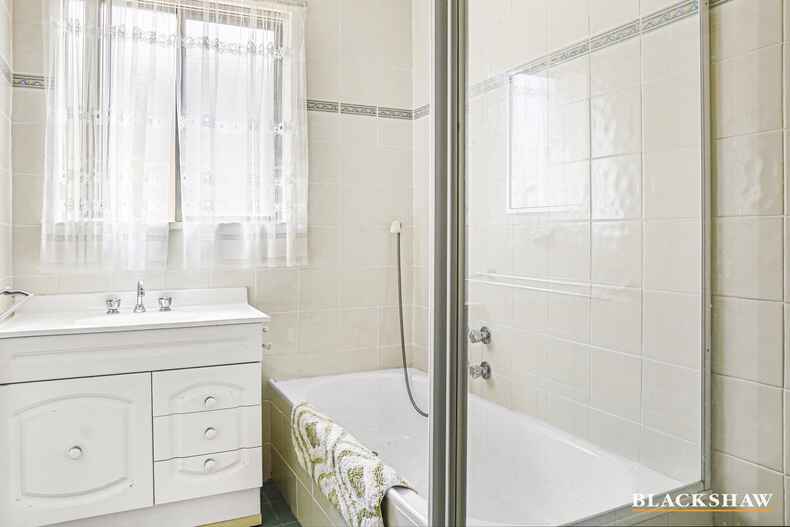 44 Derribong Avenue Catalina 44 Derribong Avenue Catalina