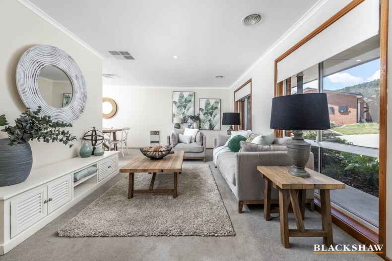 3/160 Julia Flynn Avenue Isaacs