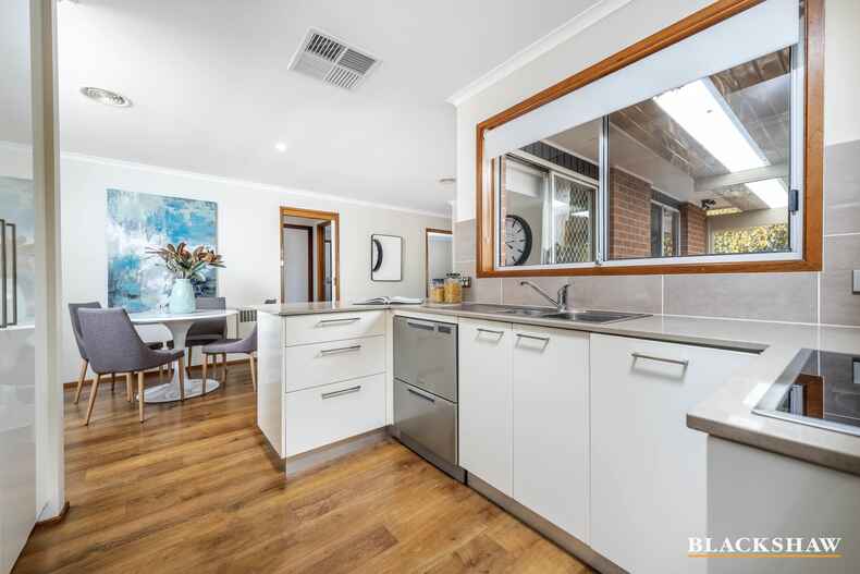 3/160 Julia Flynn Avenue Isaacs