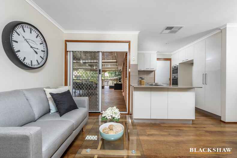 3/160 Julia Flynn Avenue Isaacs