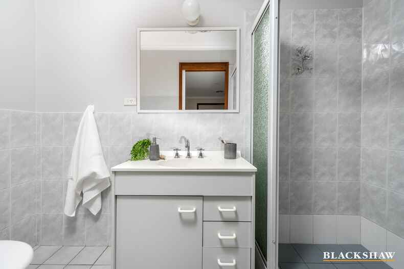 3/160 Julia Flynn Avenue Isaacs