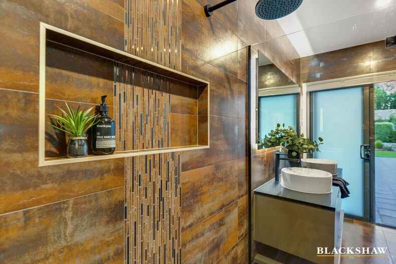 8 Taylor Place Hackett 8 Taylor Place Hackett