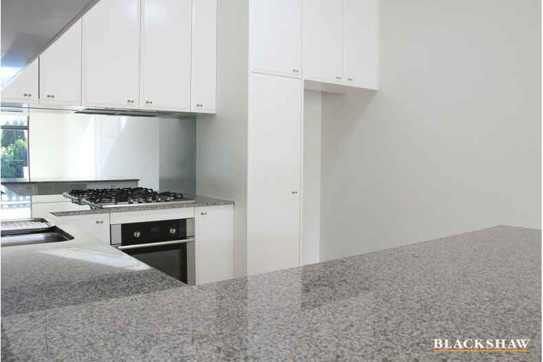 3/80 Newdegate Street Deakin 3/80 Newdegate Street Deakin