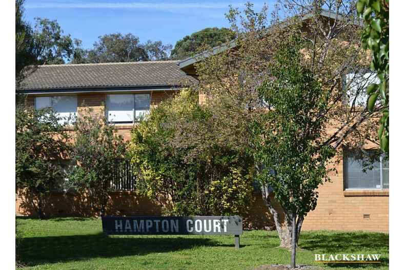 8/51 Hampton Circuit Yarralumla