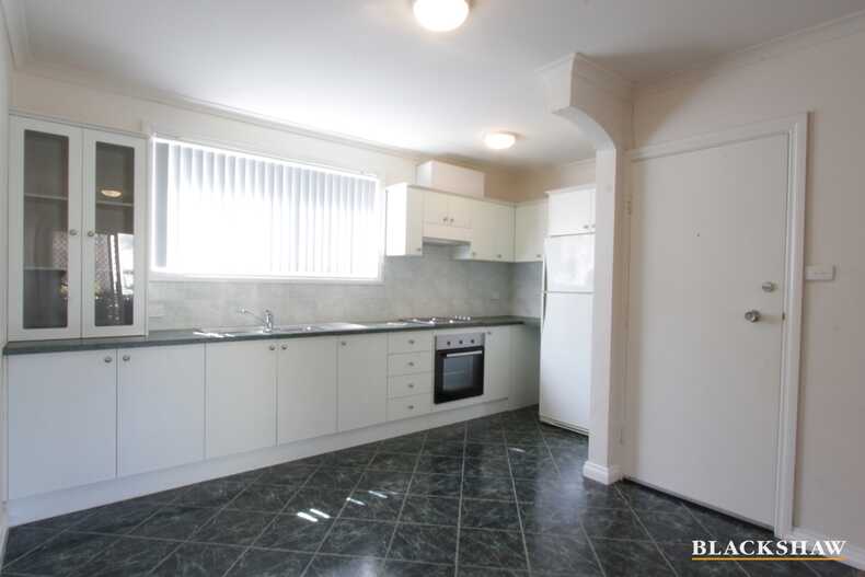 1/2 Crest Road Queanbeyan 1/2 Crest Road Queanbeyan