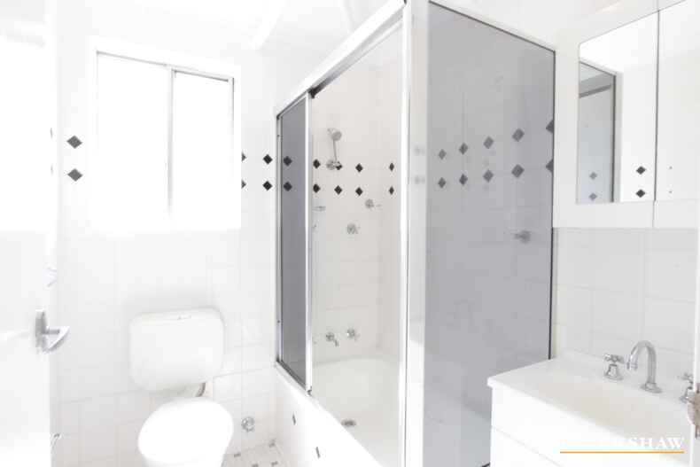 1/2 Crest Road Queanbeyan 1/2 Crest Road Queanbeyan