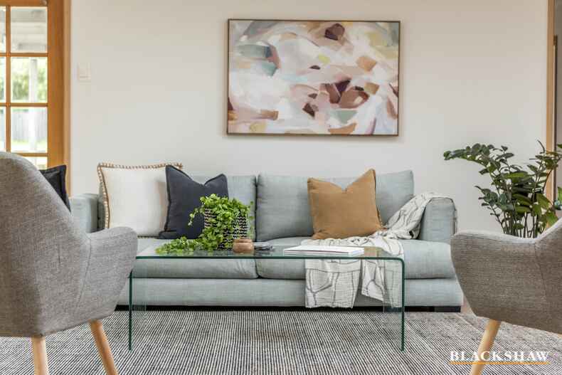 27 Warrumbul Street Ngunnawal 27 Warrumbul Street Ngunnawal