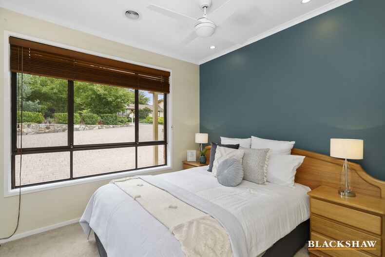 139 Summerville Crescent Florey