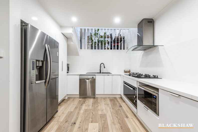 1/45 Leahy Close Narrabundah 1/45 Leahy Close Narrabundah