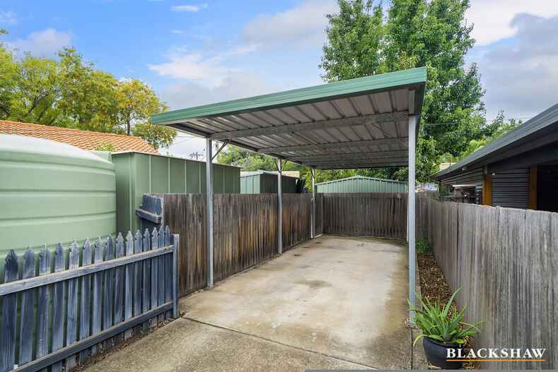 1B Hood Place Watson 1B Hood Place Watson