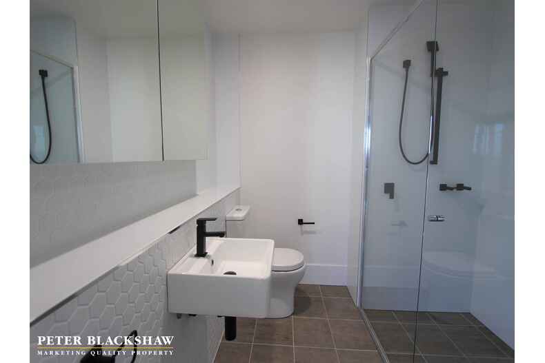 411/1 Anthony Rolfe Avenue Gungahlin 411/1 Anthony Rolfe Avenue Gungahlin