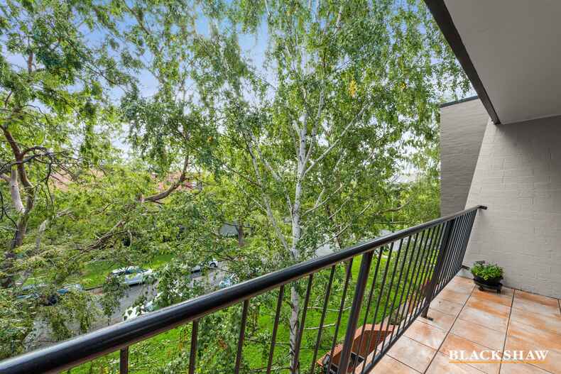 10/10 Ovens Street Griffith 10/10 Ovens Street Griffith