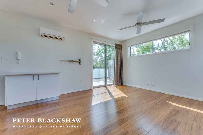 8/15 Berrigan Street O'Connor