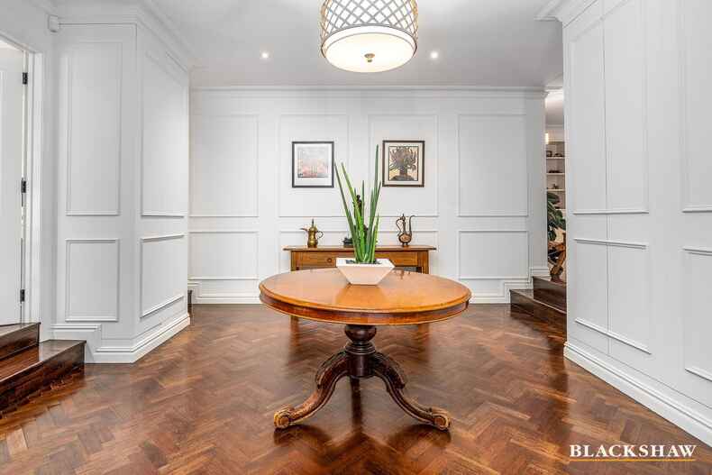 95 Strickland Crescent Deakin 95 Strickland Crescent Deakin