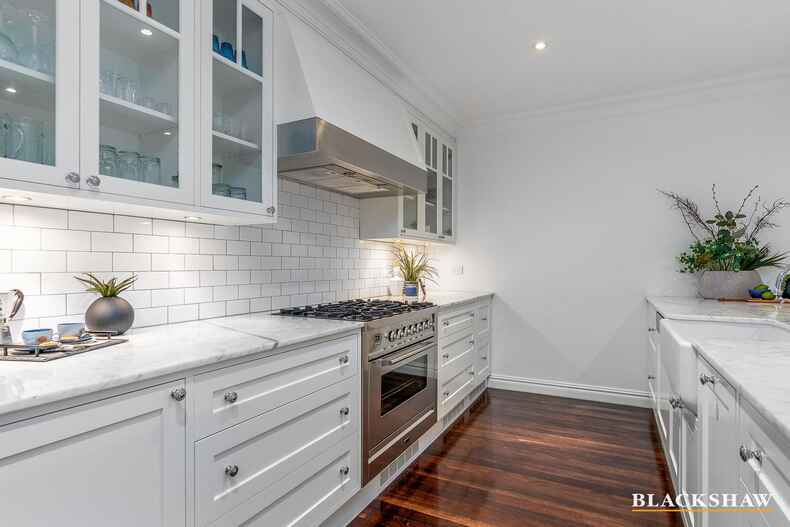 95 Strickland Crescent Deakin 95 Strickland Crescent Deakin