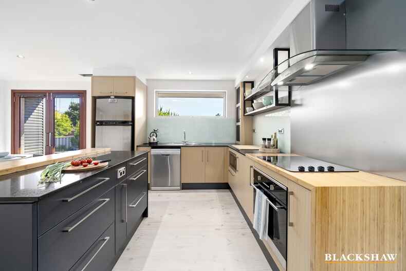 91a Canopus Crescent Giralang 91a Canopus Crescent Giralang