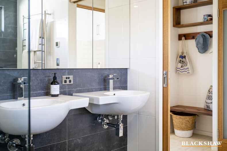 91a Canopus Crescent Giralang 91a Canopus Crescent Giralang