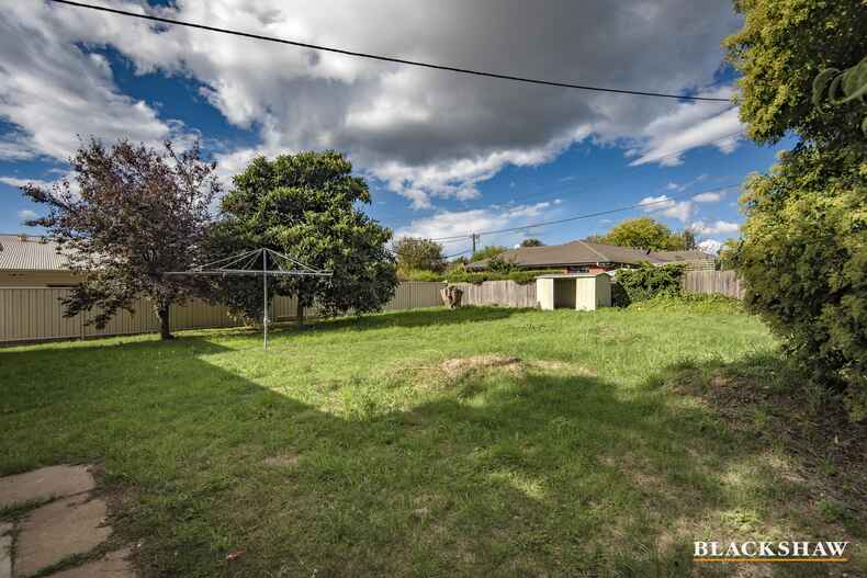 16 Francis Street Yarralumla 16 Francis Street Yarralumla