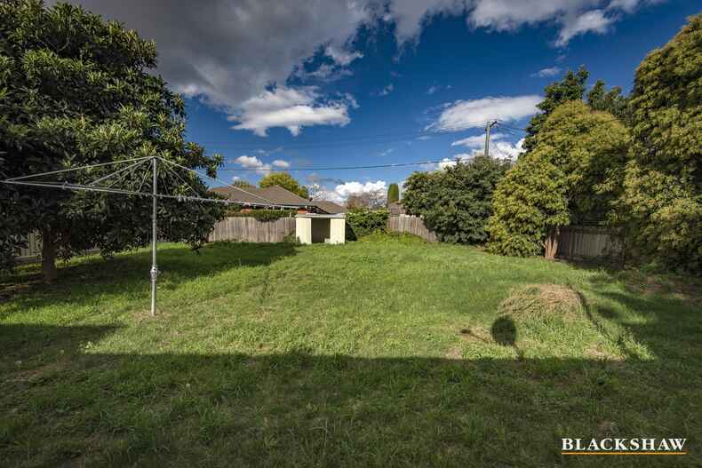 16 Francis Street Yarralumla 16 Francis Street Yarralumla