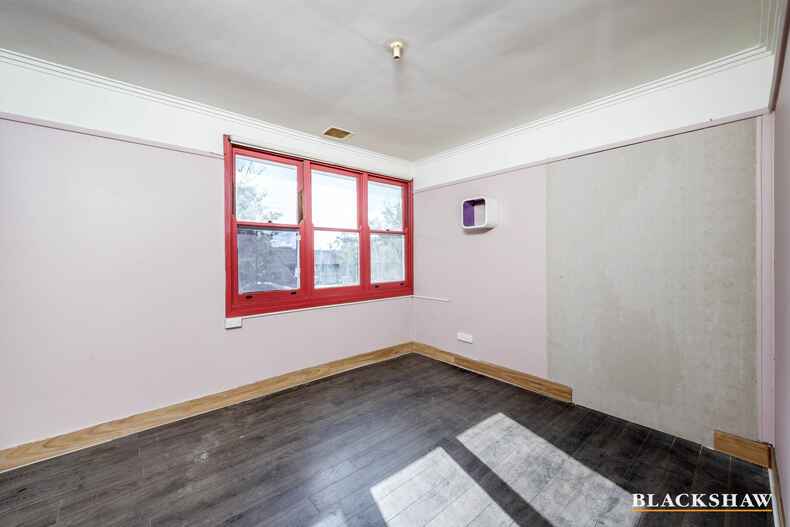 16 Francis Street Yarralumla 16 Francis Street Yarralumla