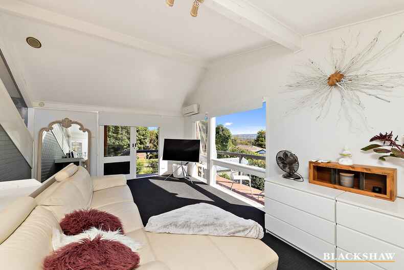 11 Ardlethan Street Fisher 11 Ardlethan Street Fisher