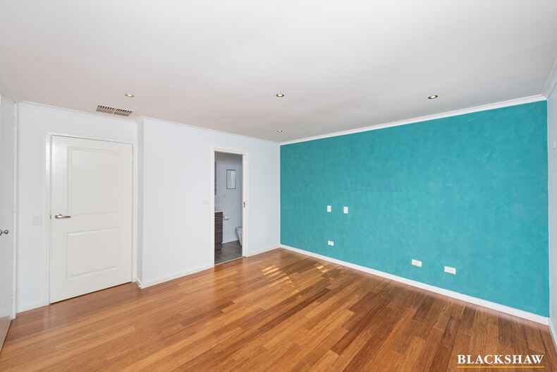 2 Baseby Place Kambah